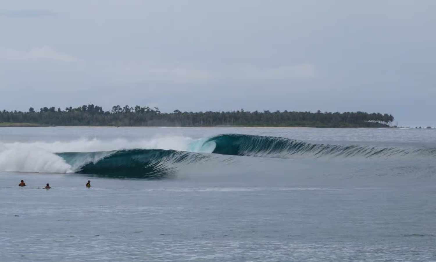 MENTAWAI-BOAT-TRIP-THALES-MARX-8